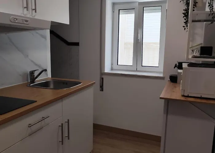 Casinha Da Marina - Totalmente Renovada Nazaré